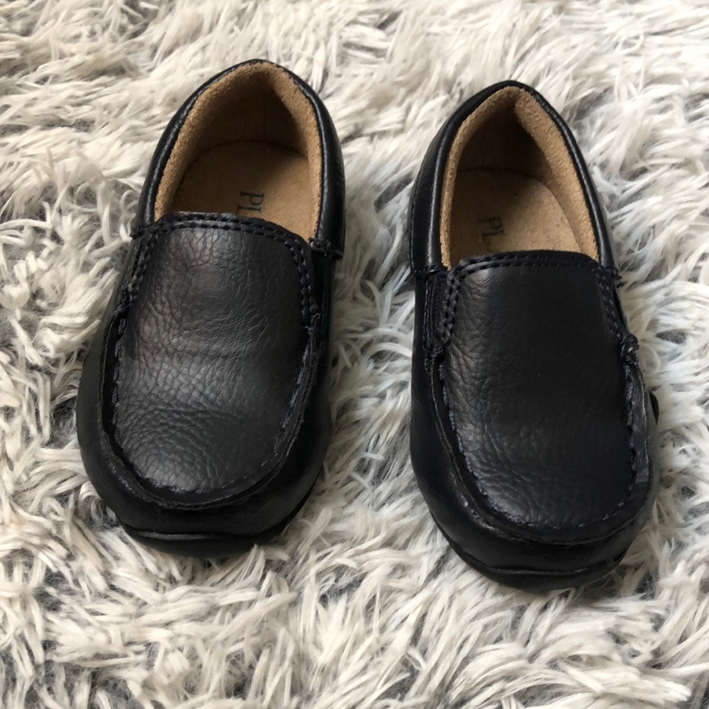 Navy blue dress shoes